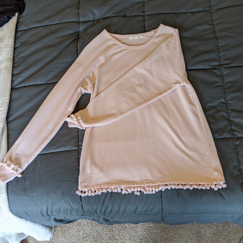 Pompom sweatshirt